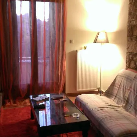 Mountain Getaway In Holiday home *